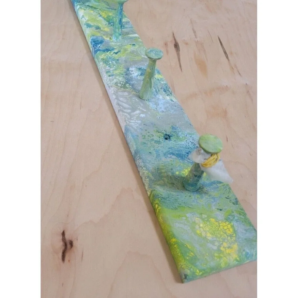 Hand Painted Fluid Art Wooden Wall Rack 5 Peg Hook Green‎ Teal Marbled Entryway